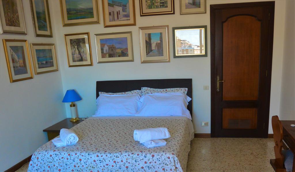 Superpanoramico Bed and Breakfast Cagliari Exteriör bild