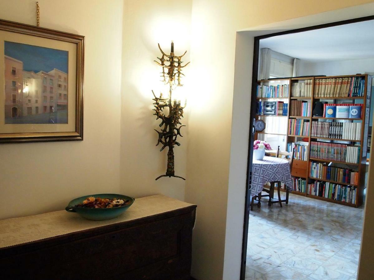 Superpanoramico Bed and Breakfast Cagliari Exteriör bild